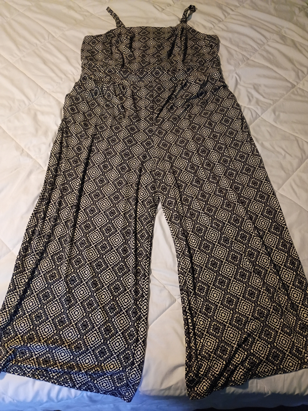torrid Black and Cream Smocked Wide-Leg Jumpsuit Sz. 3 Size 3x Women's Plus